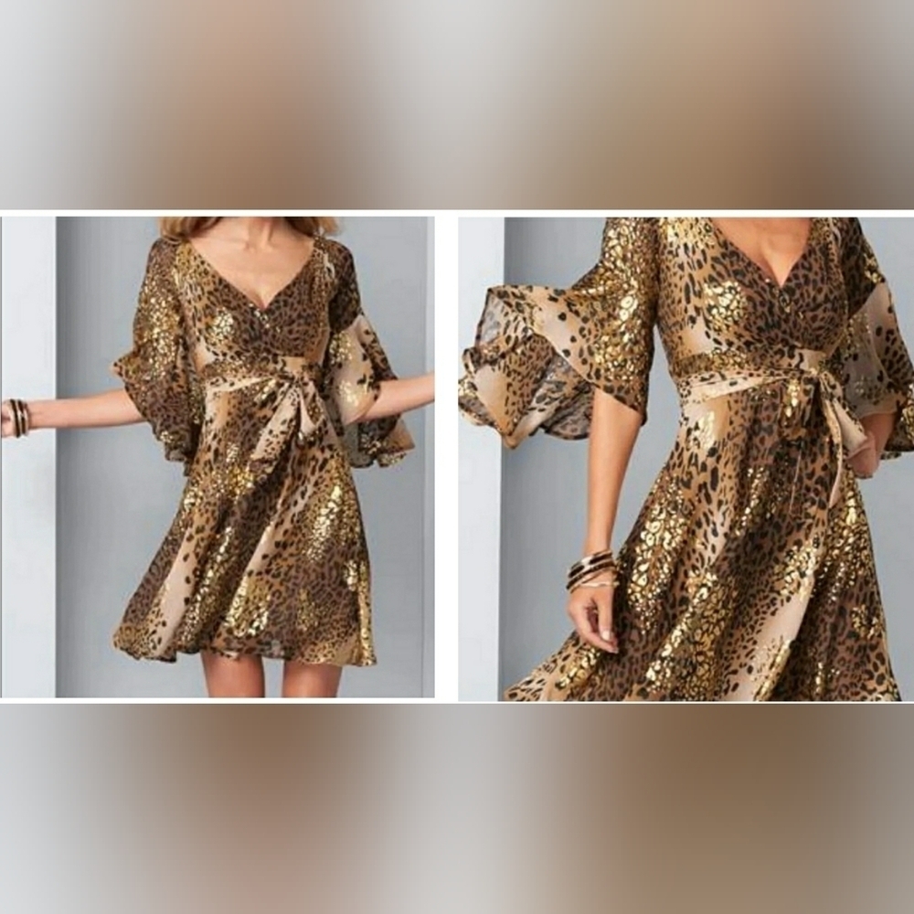 Animal Print Whimsical Dress Holiday Metallic Gold Bell Sleeve Shimmering 18